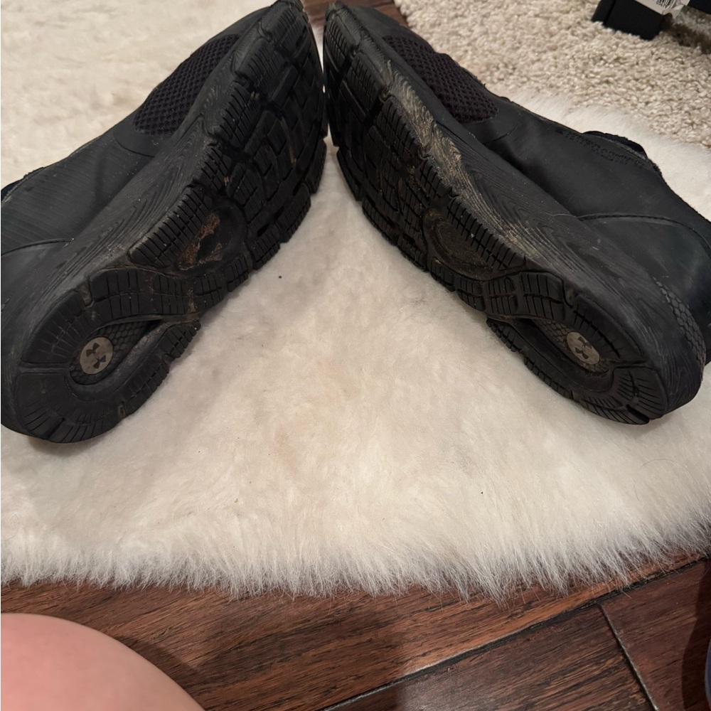 Men's Black Athletic Shoes-U/A - Picture 4 of 5